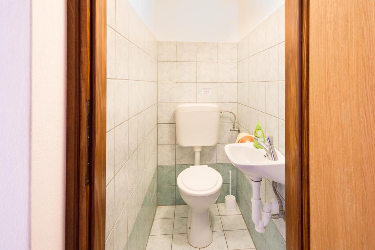 Apartments With A Parking Space Njivice, Krk - 5427 מראה חיצוני תמונה
