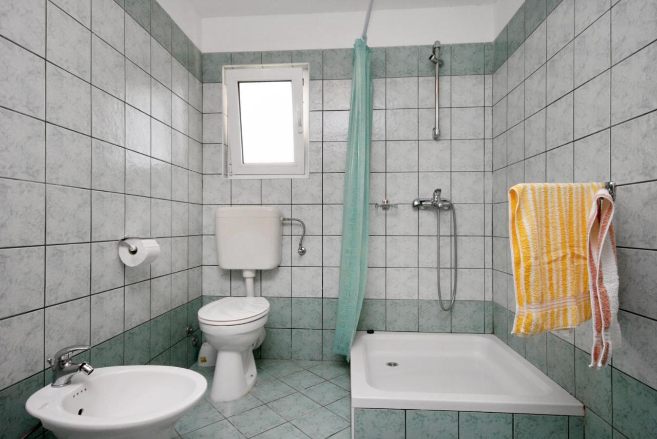 Apartments With A Parking Space Njivice, Krk - 5427 מראה חיצוני תמונה